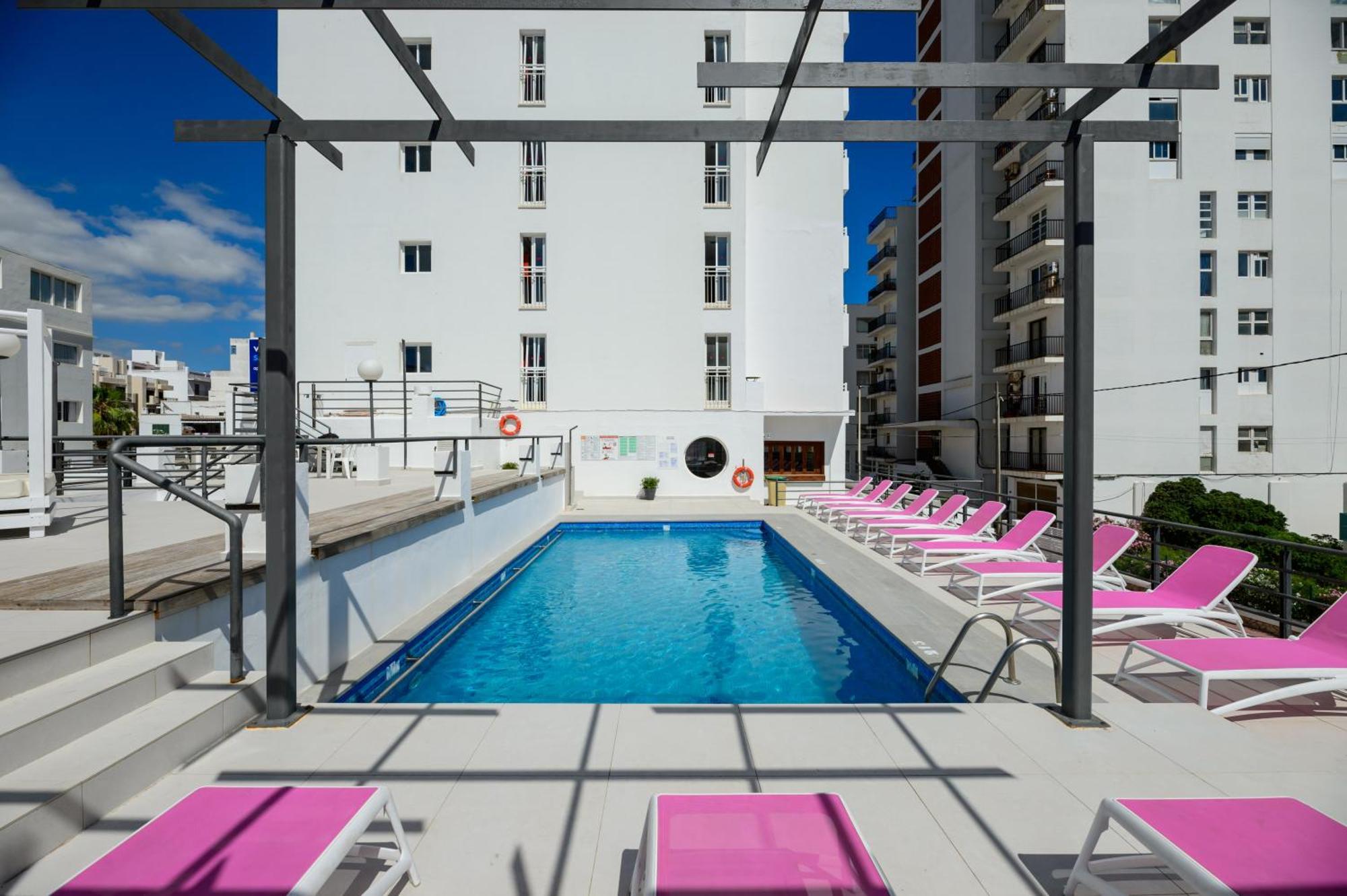 Aparthotel Vibra Sanan - Adults Only San Antonio  Exterior photo